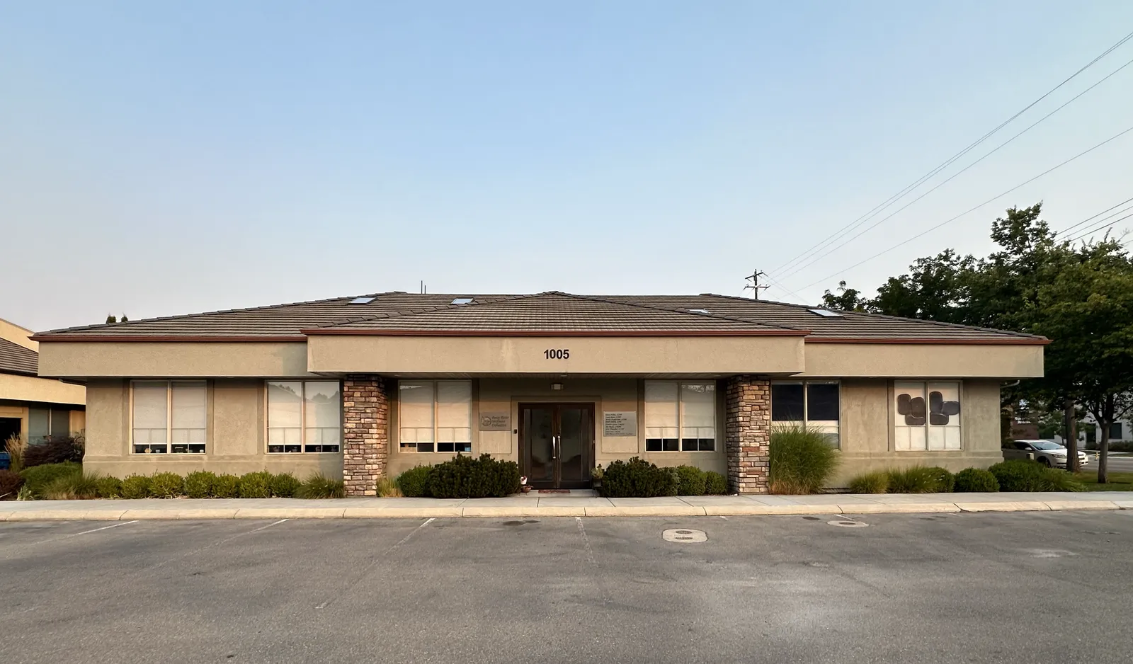 Office building at 1005 E Park Blvd